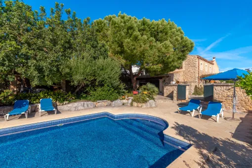 Arta, traditional Mallorcan finca in the village of Arta with pool, picturesque garden and ample privacy - for rent from November to June — photo 2