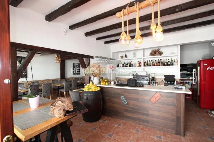 Business Transfer Traspaso Restaurant in Paguera Mallorca for Sale — photo 9