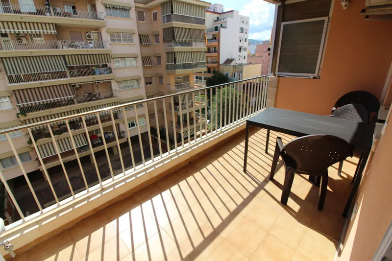 Spacious and bright three-bedroom apartment with parking close to Santa Catalina - temporary contract from beginning of November — photo 8