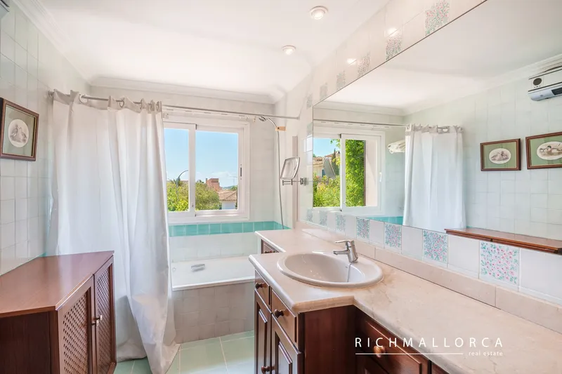 House with golf and mountain views for sale in Son Vida — photo 11