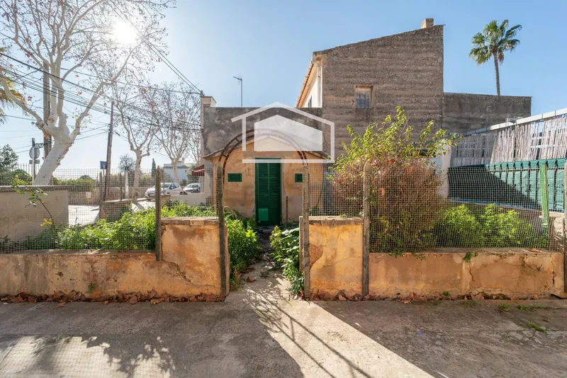 House in Son Sardina to renovate, spacious single-storey space, garden and storage room — photo 3