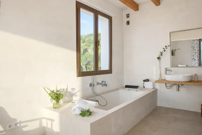 An exceptional finca with majestic views of the coast and sparkling sea in Son Servera! — photo 8
