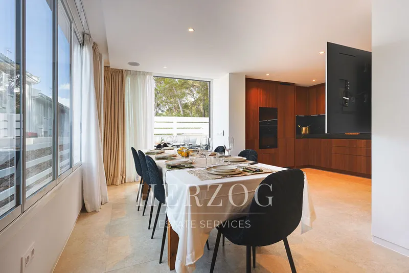 Modernized apartment with 3 bedrooms and large terrace and many extras in Paguera — photo 1