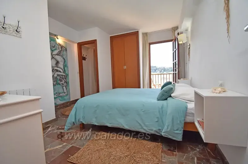 Investment opportunity in Felanitx. Building consisting of three incredible apartments (2 with tourist rental license) and ground floor — photo 11