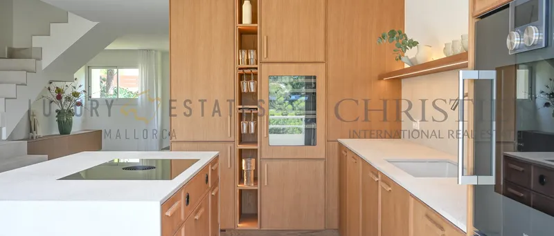 Modern renovated triplex penthouse in Cas Catalá with sea views within walking distance of the harbor — photo 8