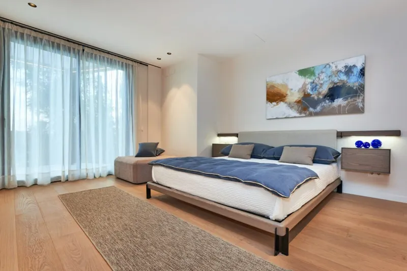 Contemporary four-bedroom luxury villa for sale in Bonanova, Palma — photo 10