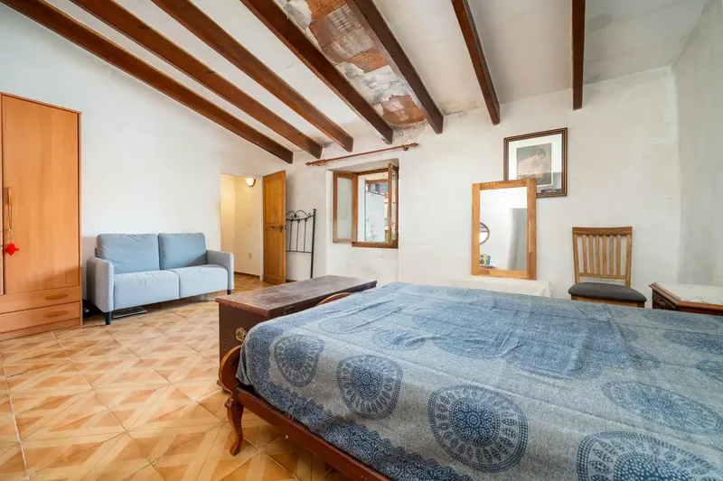 Magnificent townhouse for sale in Andratx Pueblo, a property that stands out for its spaciousness, brightness and for having an attractive outdoor space — photo 10