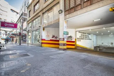 Garage - Palma de Mallorca (El Mercat) , Built Surface 26m 2 . — photo 9