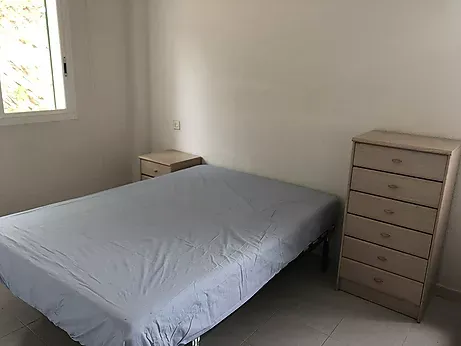 Flat for rent in El Port de la Selva — photo 4