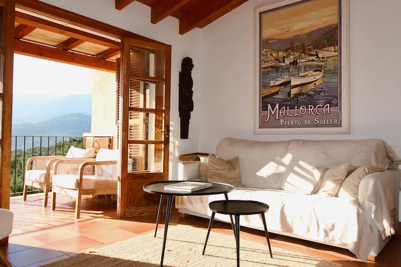Apartment in a residential complex with a communal swimming pool in Port de Sóller — photo 4