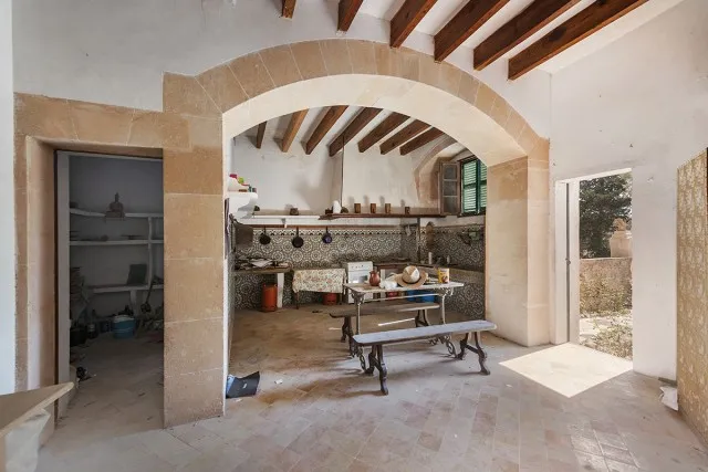 Historic country estate for sale on a huge plot in Algaida, Mallorca — photo 5