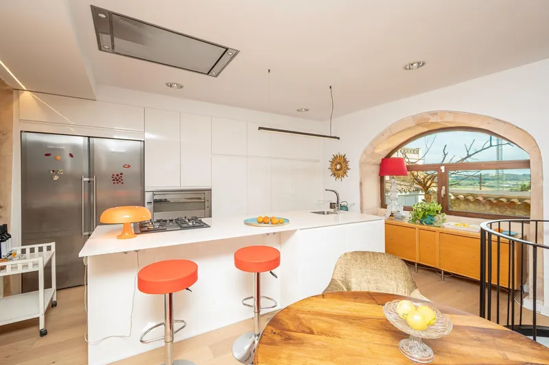 Can Costa: magnificent village house with character — photo 11