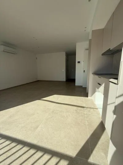 Flat - Palma de Mallorca (Son Forteza), Built Surface 87m2, Terrace Size 20m2, 2 Bedrooms, 2 Bathrooms,... — photo 2