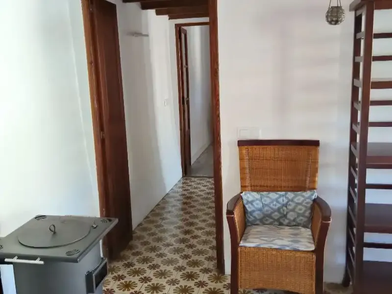 Characterful apartment with mountain views — photo 5