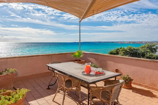 Exclusive Seafront Penthouse for Sale in Ses Covetes, Southeast Mallorca — photo 9