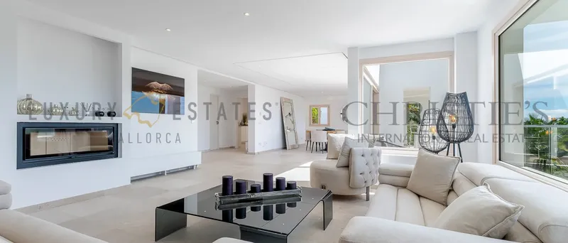 Refurbished villa in Son Vida with views over the golf course and partial sea views — photo 2