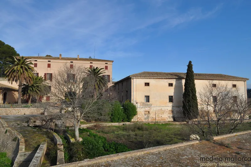 Important Mallorcan estate a few km from Palma — photo 3