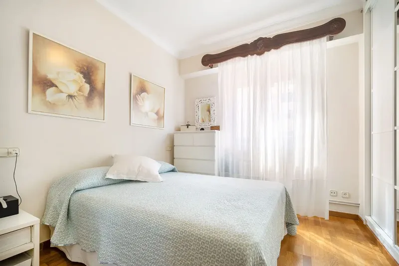 Well-distributed apartment in Palma de Mallorca, Plaza de Toros, on a 2nd floor without elevator, with 100 m² usable distributed in 3 be — photo 8