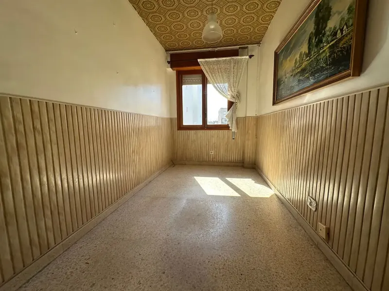 Apartment in Camp Redó, Calle Albacete, 64 m2, living-dining room, kitchen with laundry, 3 bedrooms and 1 bathroom — photo 10
