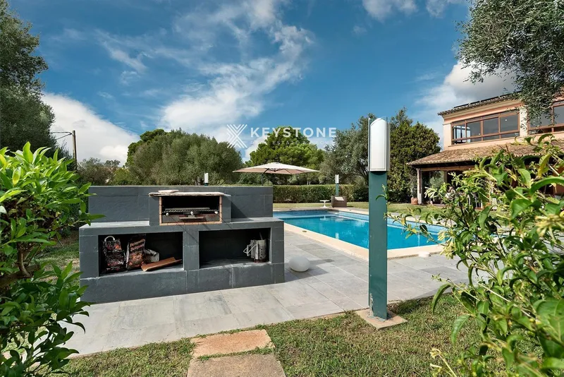 Detached Villa — photo 4