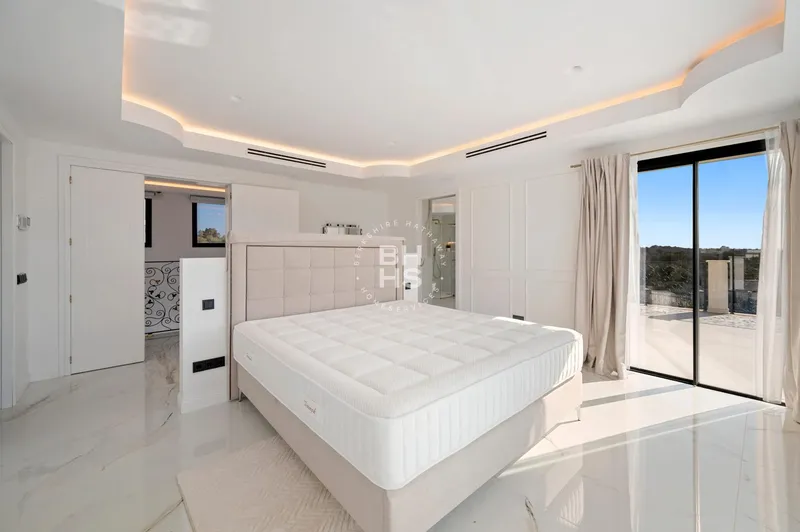 Villa for sale in Son Gual — photo 3
