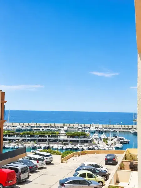 Impressive Apartment with Sea Views in El Toro, Calvià in one of Mallorca's most sought-after coastal areas. ? Property Features — photo 2
