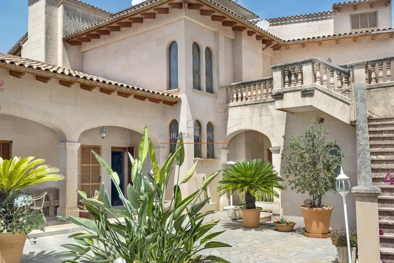 Elegant Townhouse for Sale in Muro with Courtyard, Sauna and Double Garage — photo 5