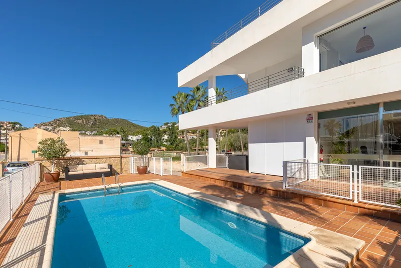 Apartment in Port Andratx - Private covered terrace — photo 3