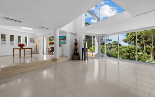 Spacious villa with a pool and wine cellar available for long-term rent in a quiet, private location in S'Aranjassa — photo 3
