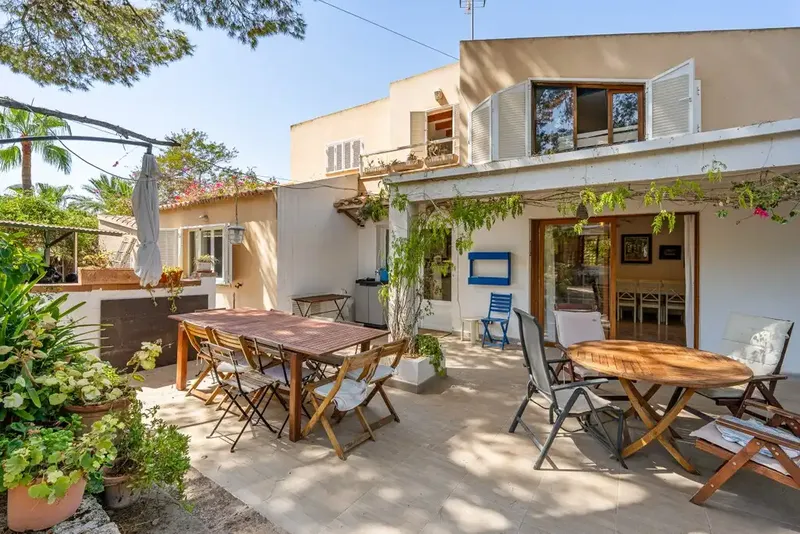Esta villa independiente en venta en Old Bendinat ofrece una magnífica oportunidad para crear una residencia a medida en una de las zonas co — photo 2