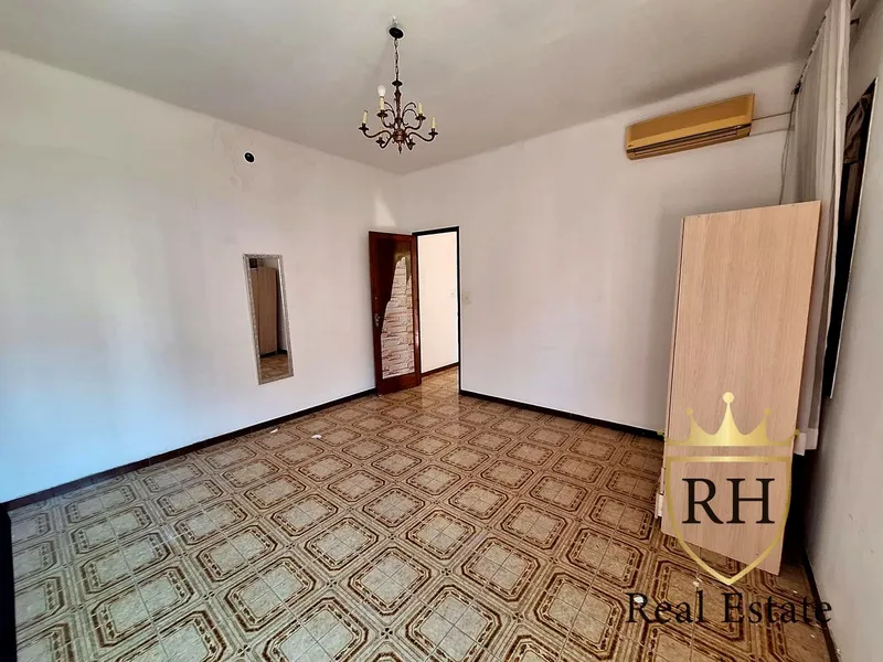 Spacious apartment to renovate in the heart of Palma — photo 7