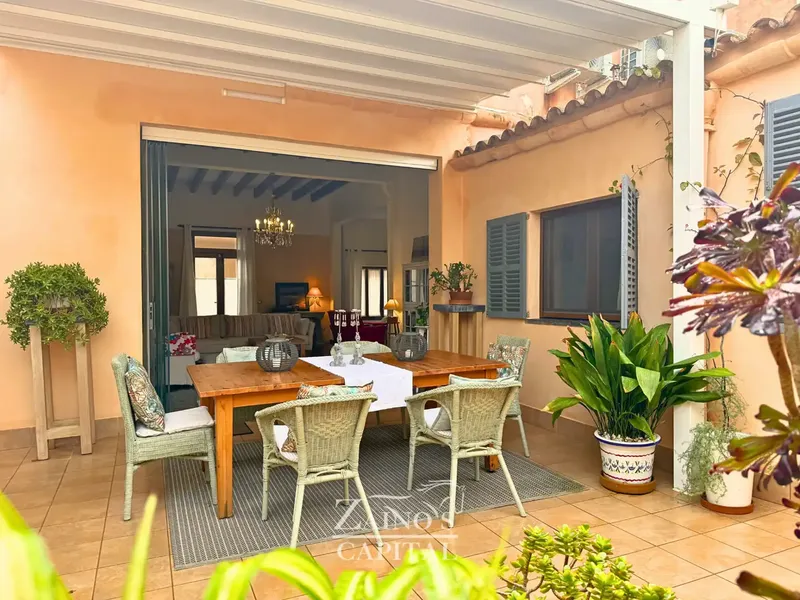 We present a unique opportunity to acquire a home in Colonia de Sant Jordi, located in a privileged environment just 30 meters from the sea. — photo 4
