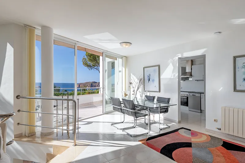 Villa in Santa Ponsa - Exclusive location with sea views and views of the Malgrats Islands — photo 4