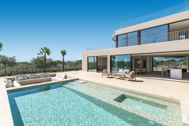 Stylish villa for sale in Son Gual with pool — photo 1
