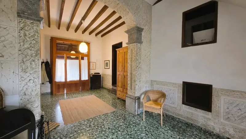 Light, space and authenticity in a privileged setting — photo 2