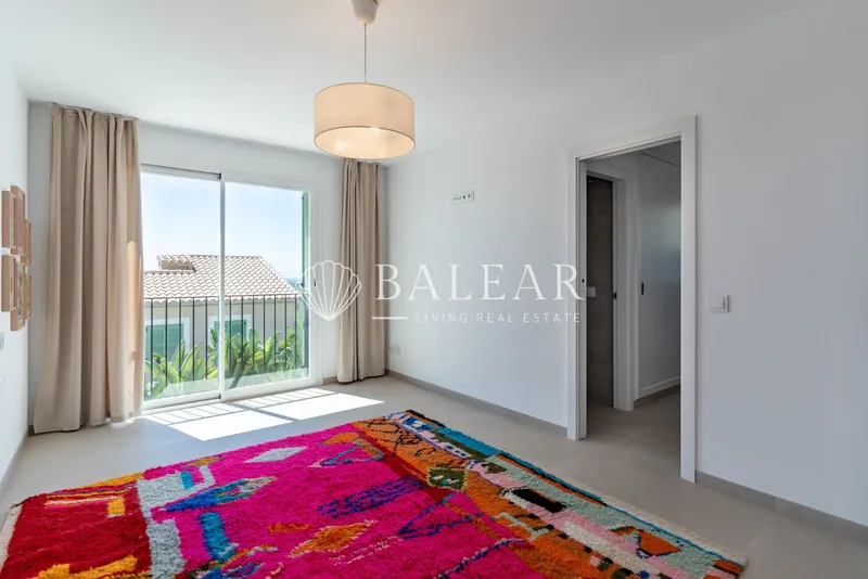 Semi-detached villa with private pool and garden in Sa Cabaneta — photo 11