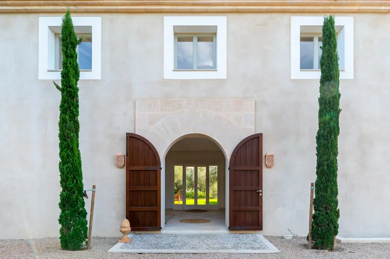 Beautiful finca with 5 bedrooms and pool near Es Trenc, Sa Ràpita — photo 9