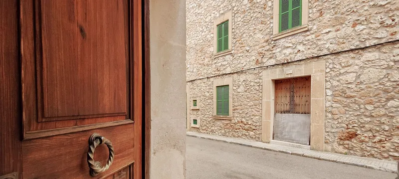 Village house in Pina — photo 10