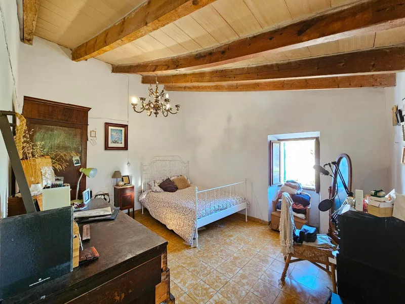 Independent chalet with mountain views — photo 12