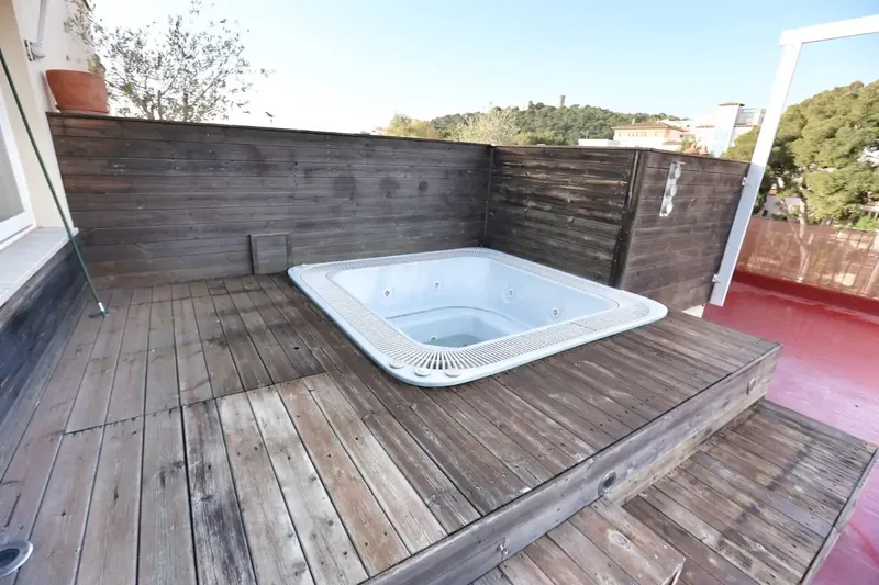 Impressive duplex penthouse in Son Armadams with 220m2 of living space plus 110m2 terrace with jacuzzi — photo 8