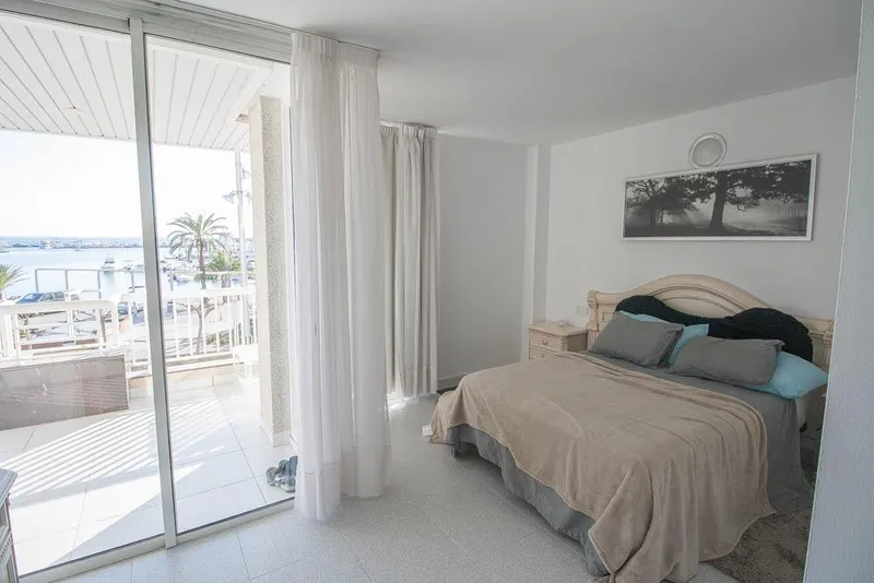 Apartment on the Seafront Promenade — photo 5