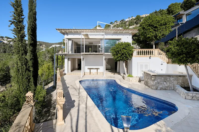 Sea view villa with pool near Puerto Portals in Costa d'en Blanes — photo 1
