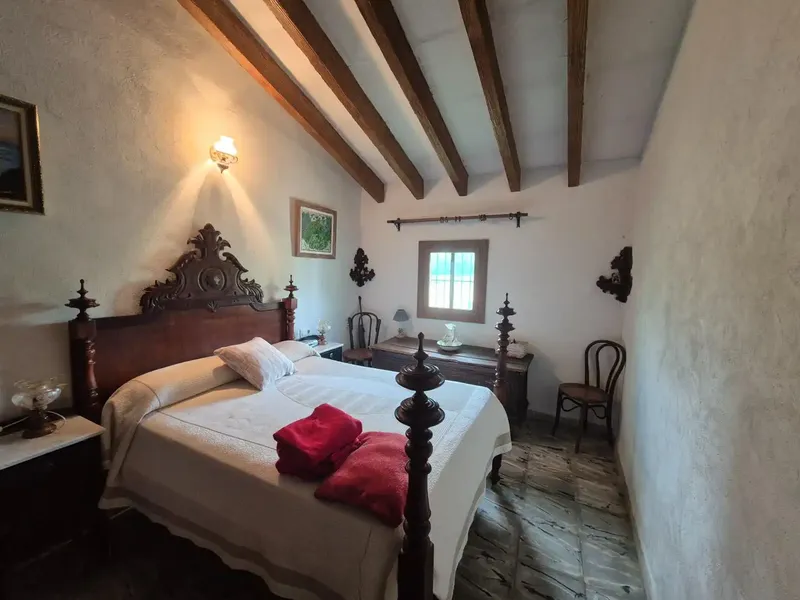 Charming rustic finca of 13,600 m2 of land located in the sought-after area of Llucmajor, an oasis of tranquility and privacy with all — photo 11