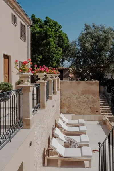 Reformed house with captivating views in Palma — photo 3