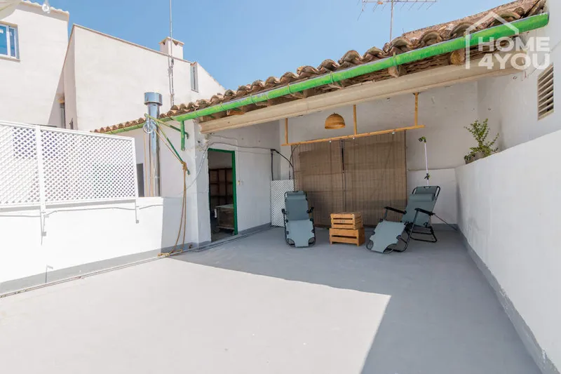 190m² manor house with 6 bedrooms, 2 bathrooms and terrace for sale — photo 4