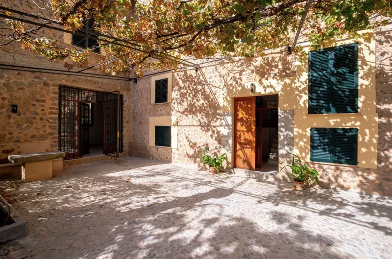 Renovated manor house in Sóller — photo 4