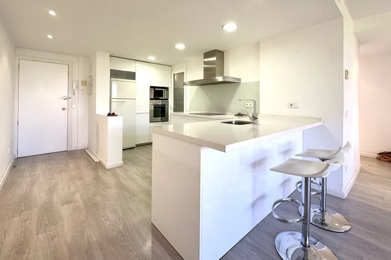 Bright apartment near the beach in Foners Palma — photo 7