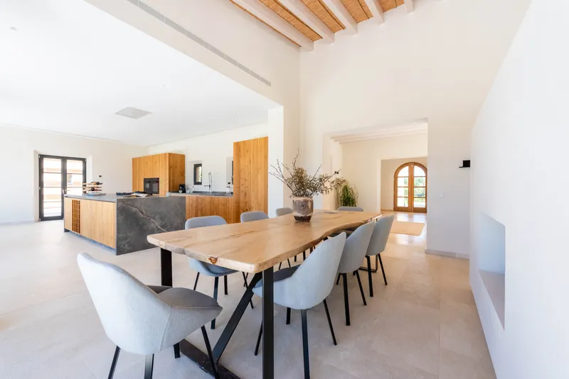 Impressive finca in Campos with enormous pool and privacy — photo 12