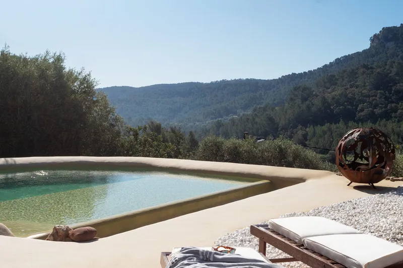 Villa with impressive mountain views and pool in Puigpunyent — photo 11