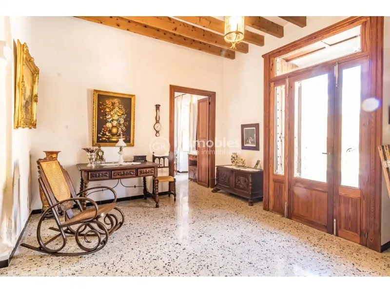 ENCANTADORA CASA SEÑORIAL EN BINIALI CON AMPLIO PATIO Y ZONA DE GARAJE — photo 9